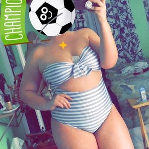 NEVER WORN PLUS SIZE ONE PIECE! ❣️